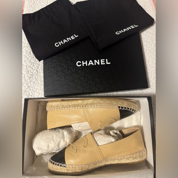 CHANEL ESPADRILLES 🦄 BEIGE BLACK IN LAMBSKIN SIZE 36 - Picture 5 of 13